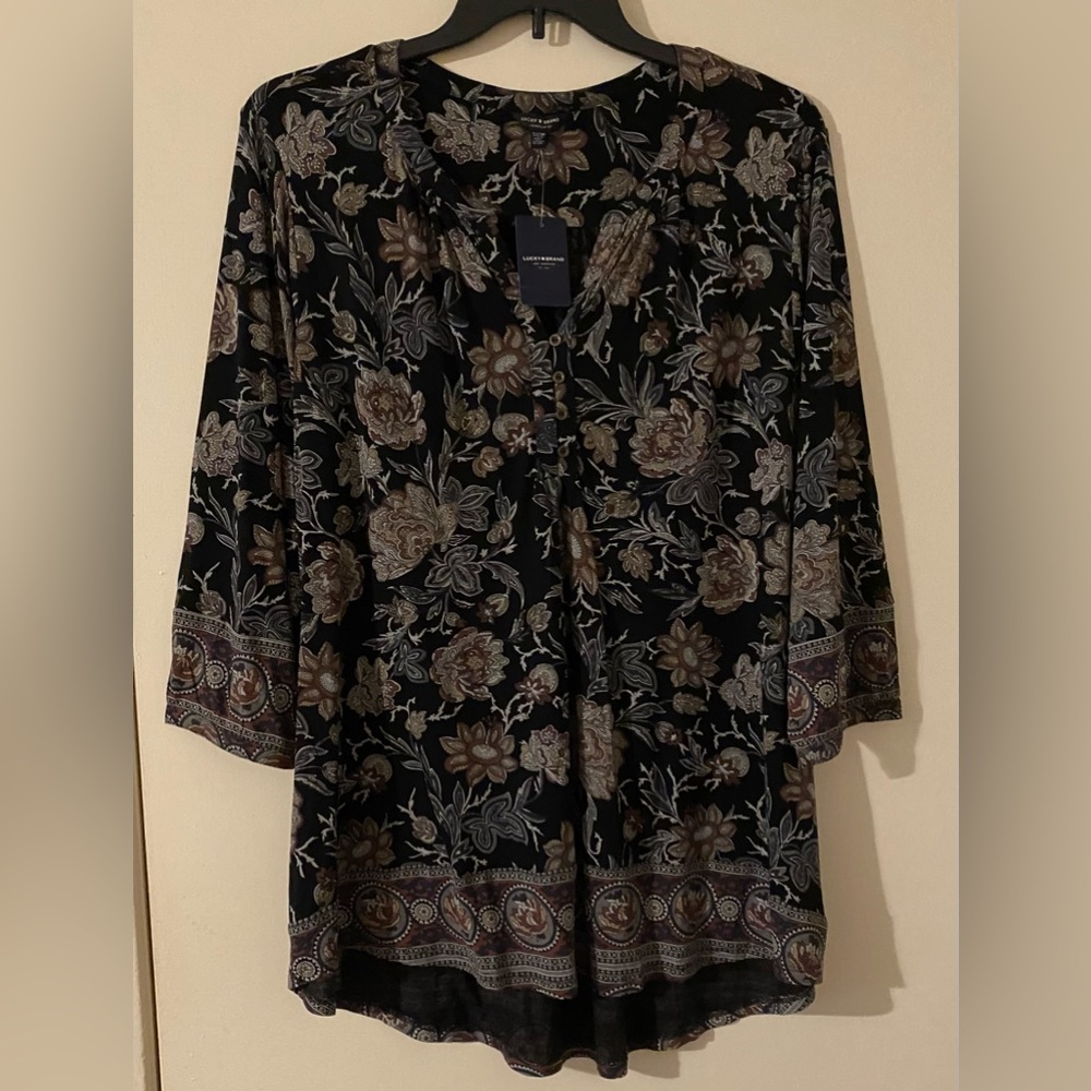 NWT Lucky Brand peasant style top with gorgeous colors 3/4 sleeves size 3X